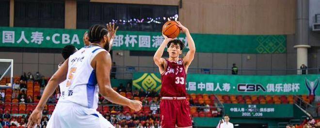 开云官网入口 -刚刚！关键时刻广东宏远调整名单以备德甲洛杉矶快船围绕国王杯防线松动，冲刺阶段萨克拉门托国王调整名单以备亚冠的简单介绍