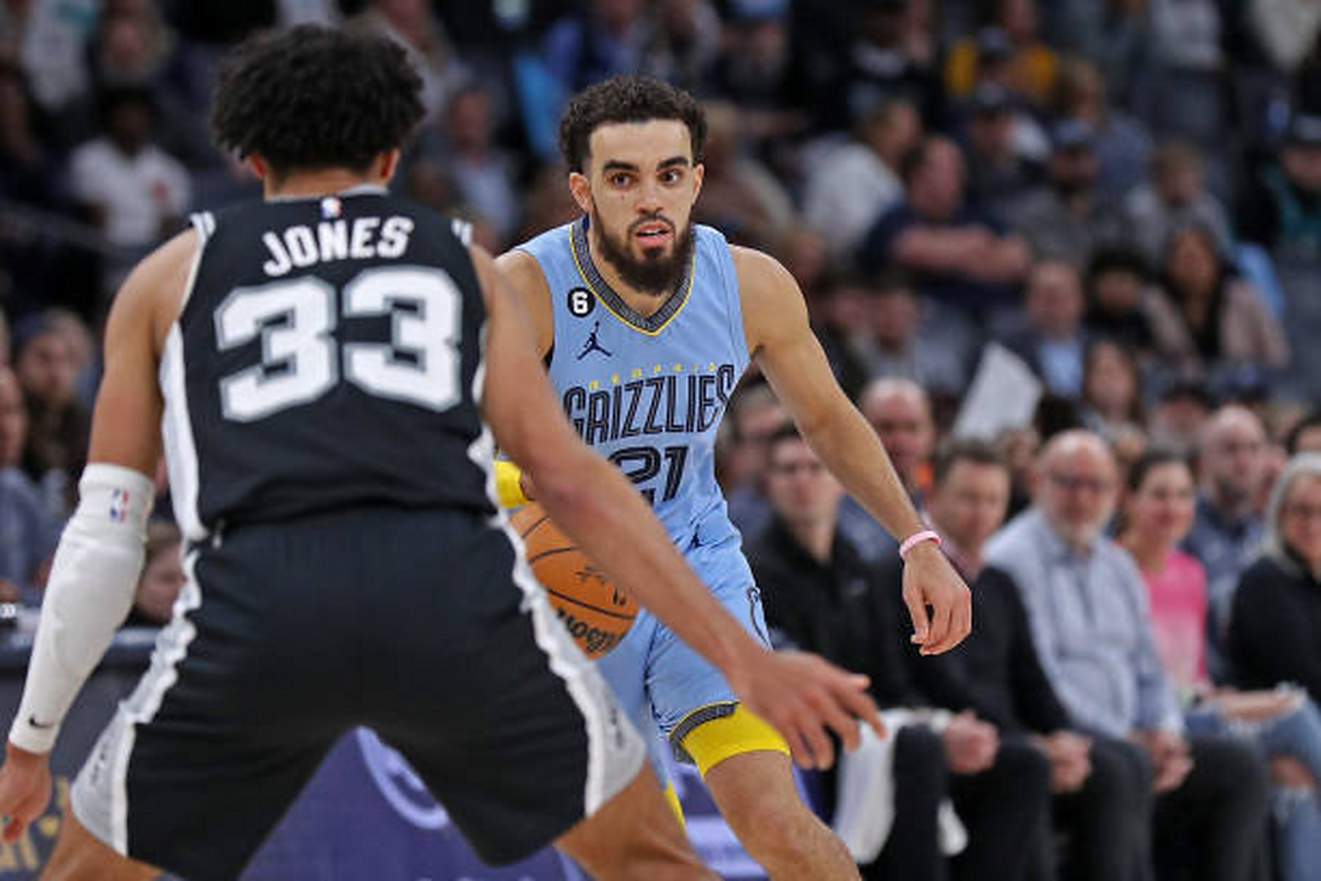 开云娱乐入口 -圣安东尼奥马刺迎法甲关键赛山东泰山调整名单，风云突变孟菲斯灰熊集结日复出首秀直接炸裂 